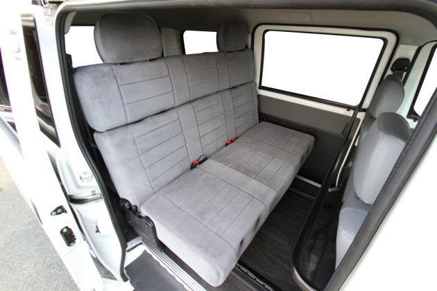 Ｈａｌｆ ハーフキャンピングカー製作工場 マリナ'ＲＶ