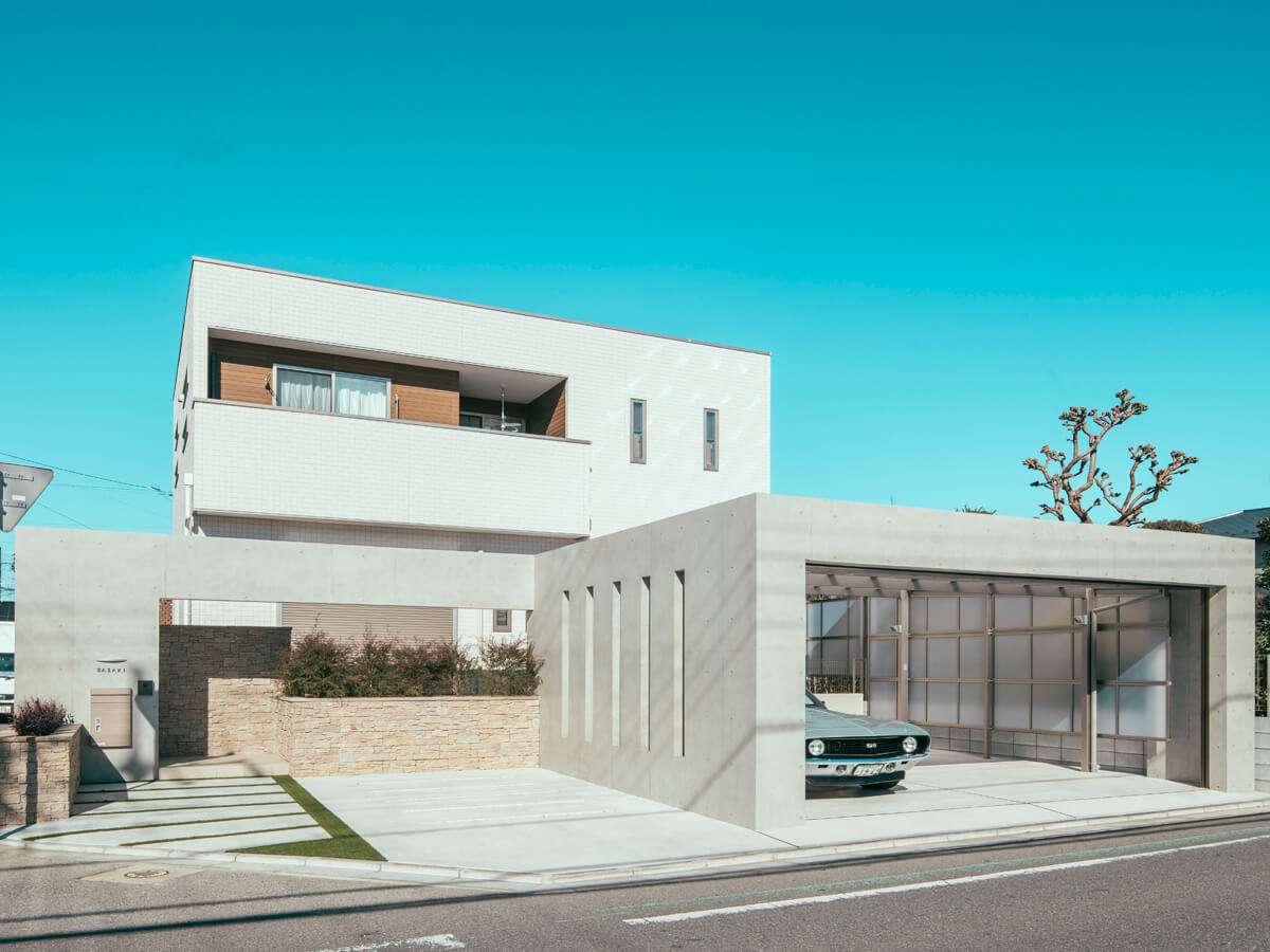 ガレージ・カーポートの設置リフォームの価格は？施工例や屋根付き駐車場工事の注意点も解説リフォーム費用の一括見積り -リショップナビ