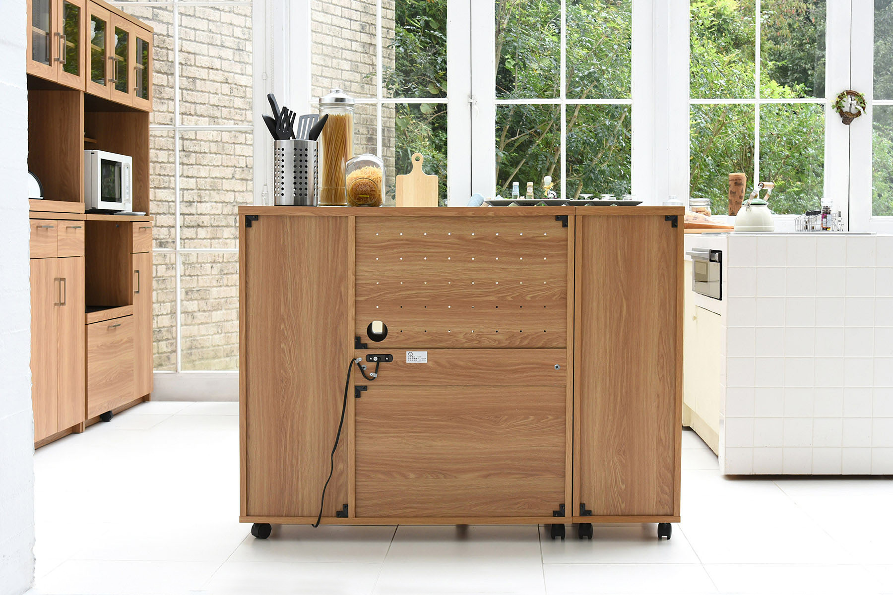 コンセントの隠し方2024 年のリアルなLemon8ユーザー体験