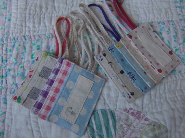 雲形名札ワッペン♡ネームタグ 手作り フェルト 推し活 実習 ネームプレート - メルカリ