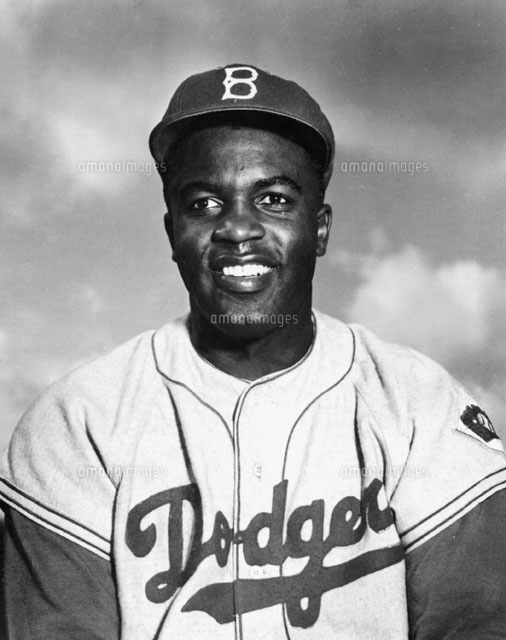 アメリカ時間で今日はジャッキー・ロビンソン・デーでした。 全ての選手が背番号42番を背負い、77年前のこの日デビューしたジャッキー・ロビンソン の偉業を称えました