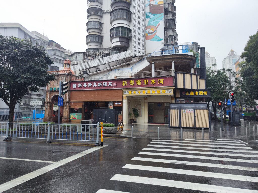 華強北電気街シンセン 深圳 在住爺ちゃんさんのおすすめショッピング・買物スポットロコタビ