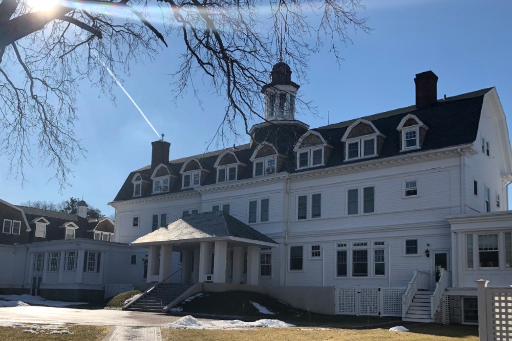 ロンドン近郊の美しい眺めが魅力の邸宅 - WSJ