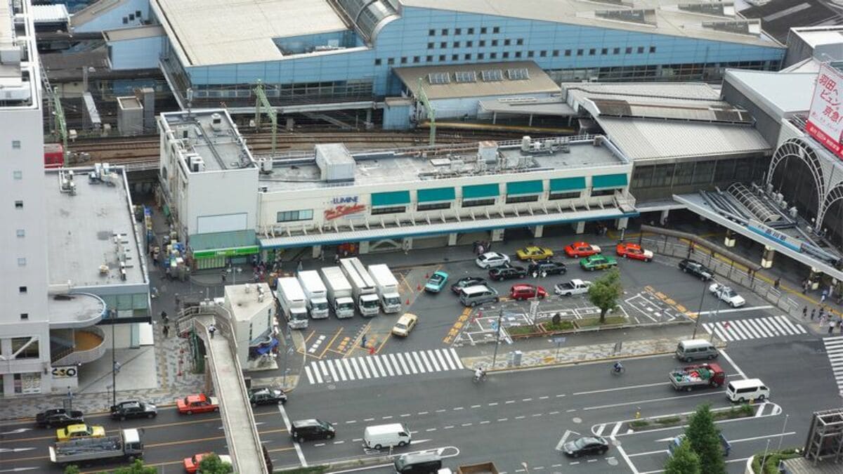 南武線で人身事故 救出活動が難航ーー運転再開は21:50の見込みーー 南武線の向河原駅〜武蔵小杉駅間で人身事故が発生しており、南武線は川崎駅〜立川駅 が運転見合わせとなっています。京急本線・井土ヶ谷駅などに続く本日4件目の人身事故です。人身事故遅延振替