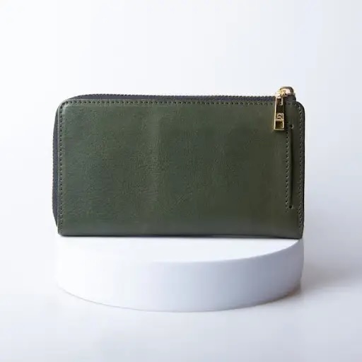 爽やかなエメラルドグリーンの財布が欲しい！風水での意味・おすすめの形状・選び方をご紹介します – ATAOLAND+ アタオランドプラス 公式オンラインストア