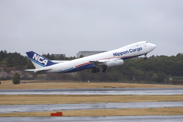 貨物専用機ボーイング767型フレイターを成田＝杭州路線で運航しますANA Cargo