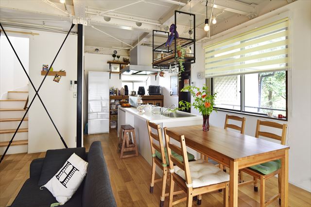 鉄骨造」イメージのデザイン事例 店舗デザイン.COM