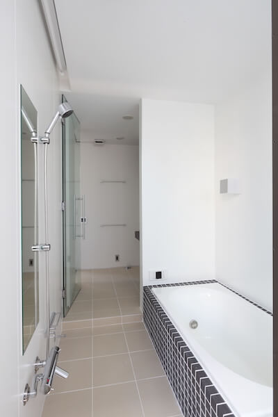 浴室はどれが良い？ユニットバスや造作風呂のあなたに合った選び方 - 建築士が教える！新築の家を建てる人のための家づくりブログ