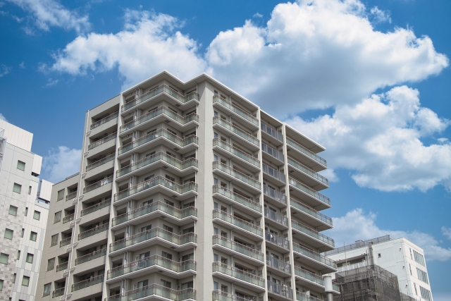 アパートでテレビ視聴する3つの方法！アンテナがおすすめの理由や設置費用相場を解説