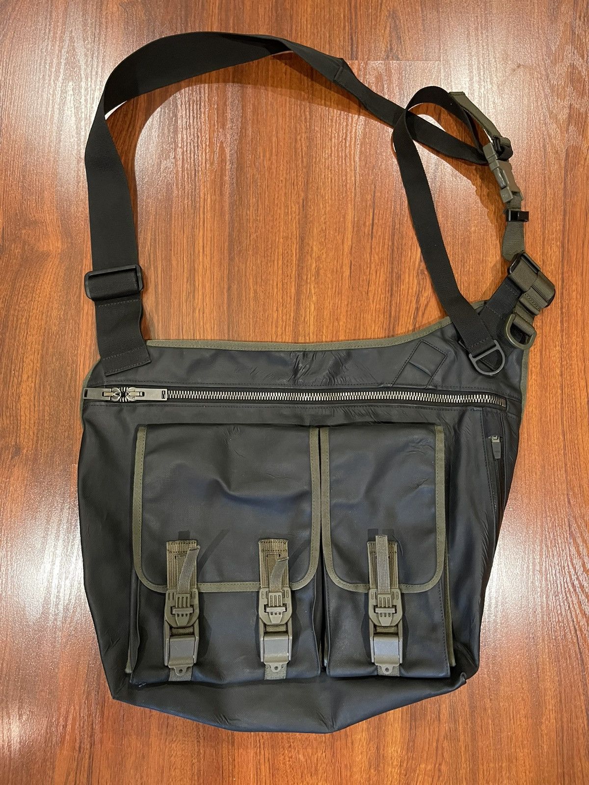 ACRONYM 3A-1 メッセンジャーバッグ ショルダーバッグ ナイロン BLK 無地 3A-1 X-PAC THIRD ARM