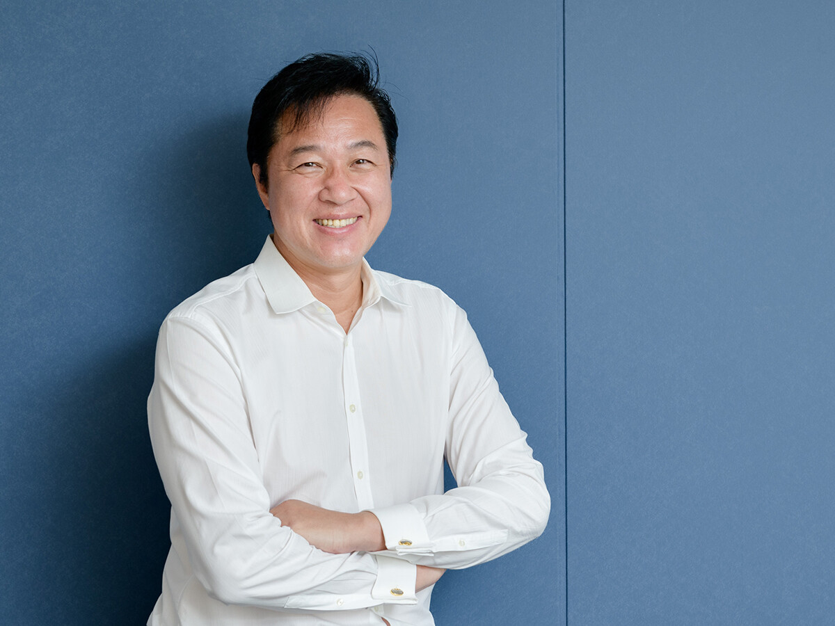 最近、毎日会う人に 携帯の待ち受けを川合さんにしていますと言われて、 見てみるとなんともパッとしない写真で申し訳なく思いせめて若い頃の写真をと思いいくつかインスタにあげました。 お使いになる方どうぞ😔 ＃待ち受け運気が上がると噂らしい川合俊一