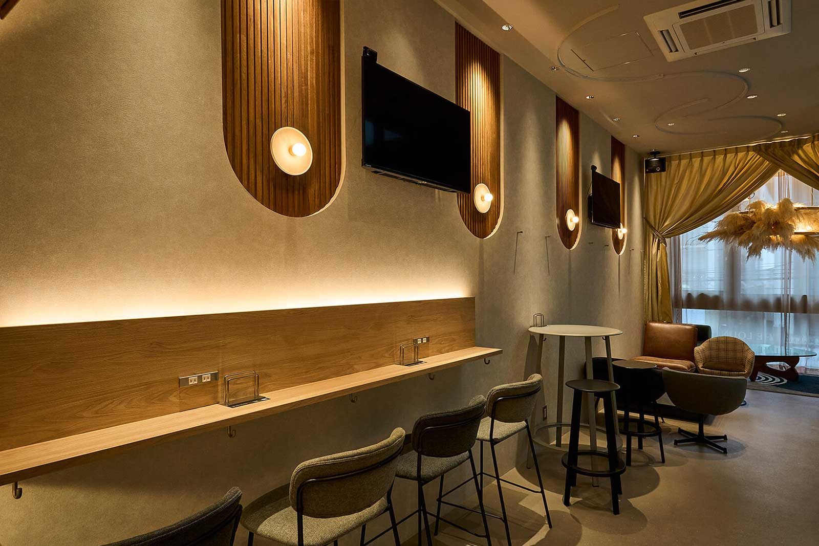 美容室の内装をおしゃれにしたい！店舗デザイン事例と費用についてコリドール CORRiDOR