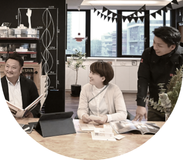 バウハウスの遺産vol3：賢者の壁をアップデイトした家創りSPIRIT×DESIGN