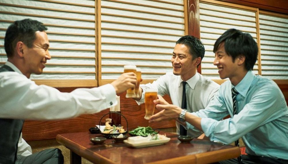 どうする？｢取引先との飲み会｣の支払い方法 相手が払った時､割り勘にしたい時の対処法リーダーシップ・教養・資格・スキル東洋経済オンライン