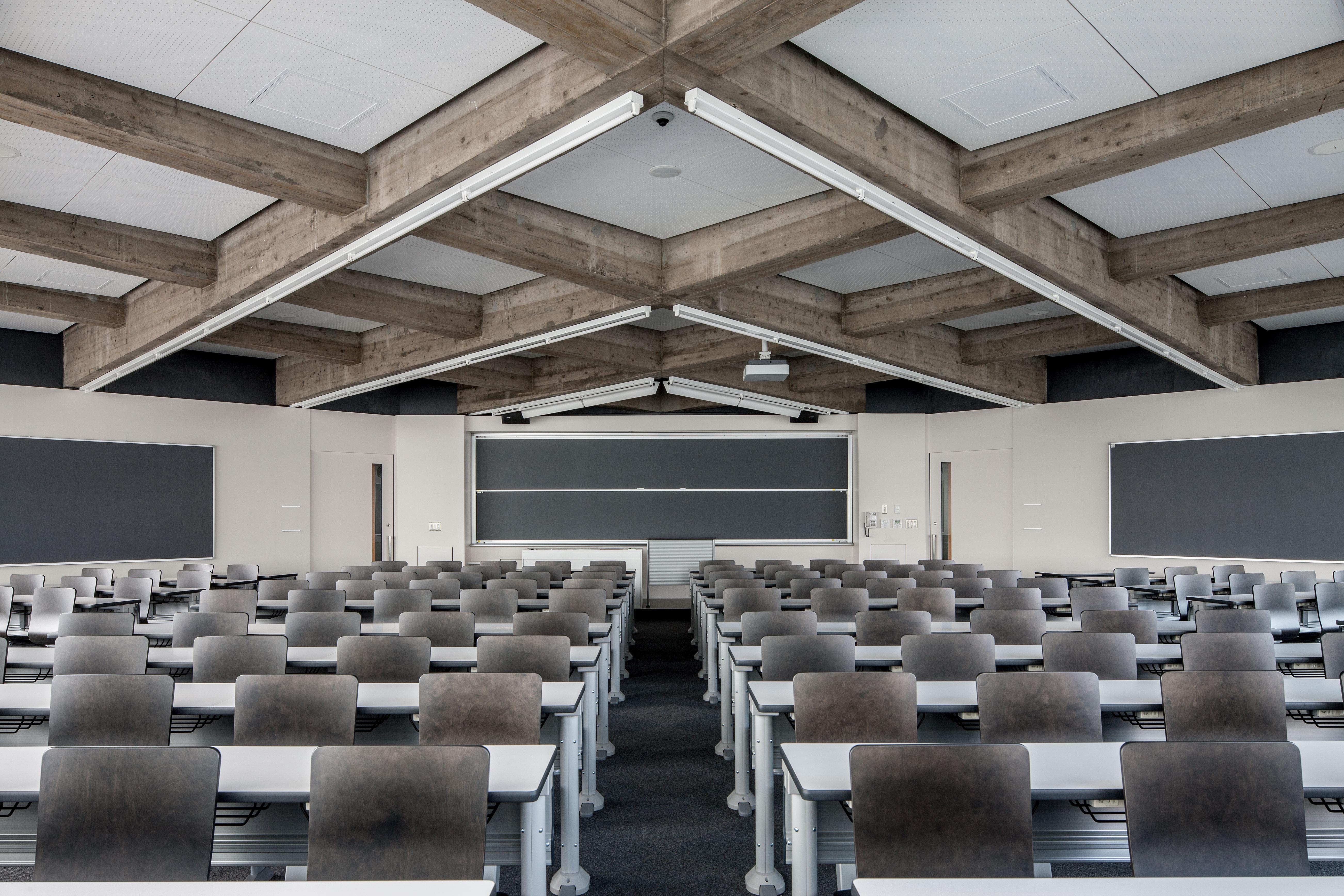 早稲田大学・西早稲田キャンパス52・53・54号館建替計画の建設状況 2025年5月7日