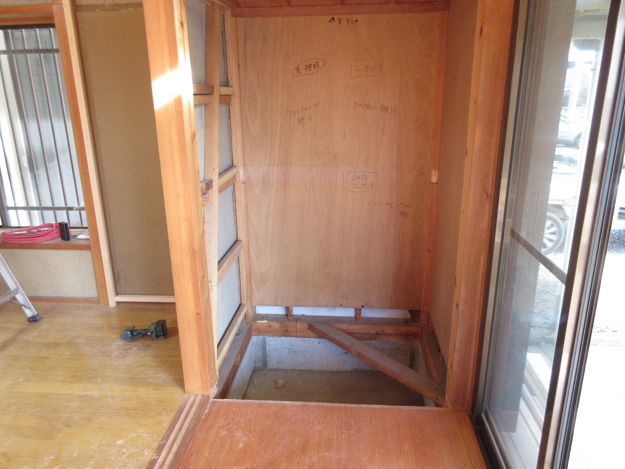 ご成約済み 158万円 「N-ONE Premium」特別仕様車「SSネオクラシックレーサーパッケージ」 HondaCars 花園店安心のディーラー中古車