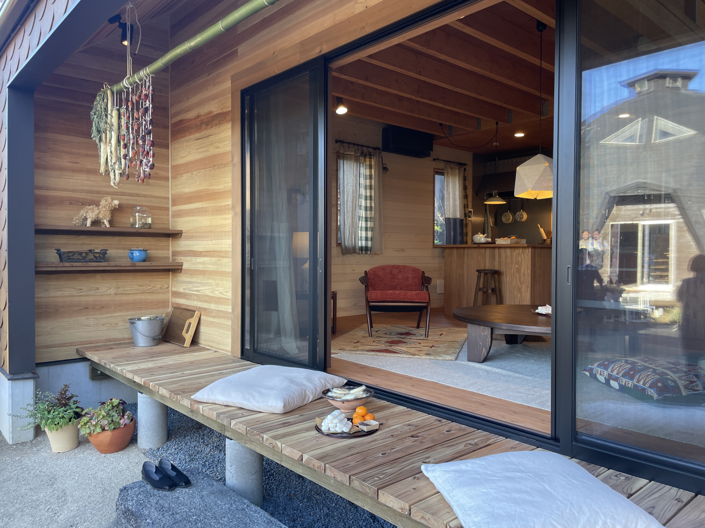 日本人は世界一間抜けな美術品コレクター 新美康明 著ブックスマイル古本、中古本、古書籍の通販は「日本の古本屋」日本の古本屋