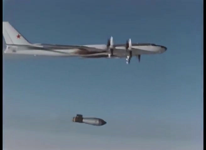 ツァーリ・ボンバ : r megalophobia