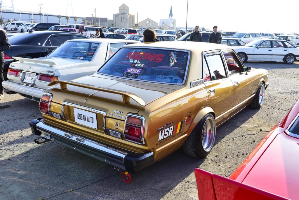 車 ステッカー トラ 虎 タイガー 紋章 マーク 横向き給油口 おもしろ バイク かっこいい カー用品 かわいい シール おしゃれ 転写式 白 黒st0124Pay ID