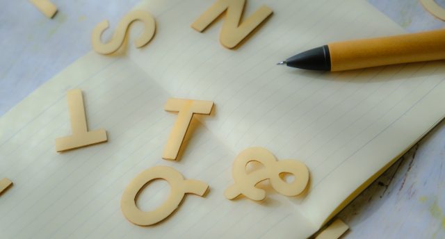 ノベルティ」は和製英語？「novelty」の英語の意味、「ノベルティ」の英語表現を例文付きで解説それ販ブログSPinno