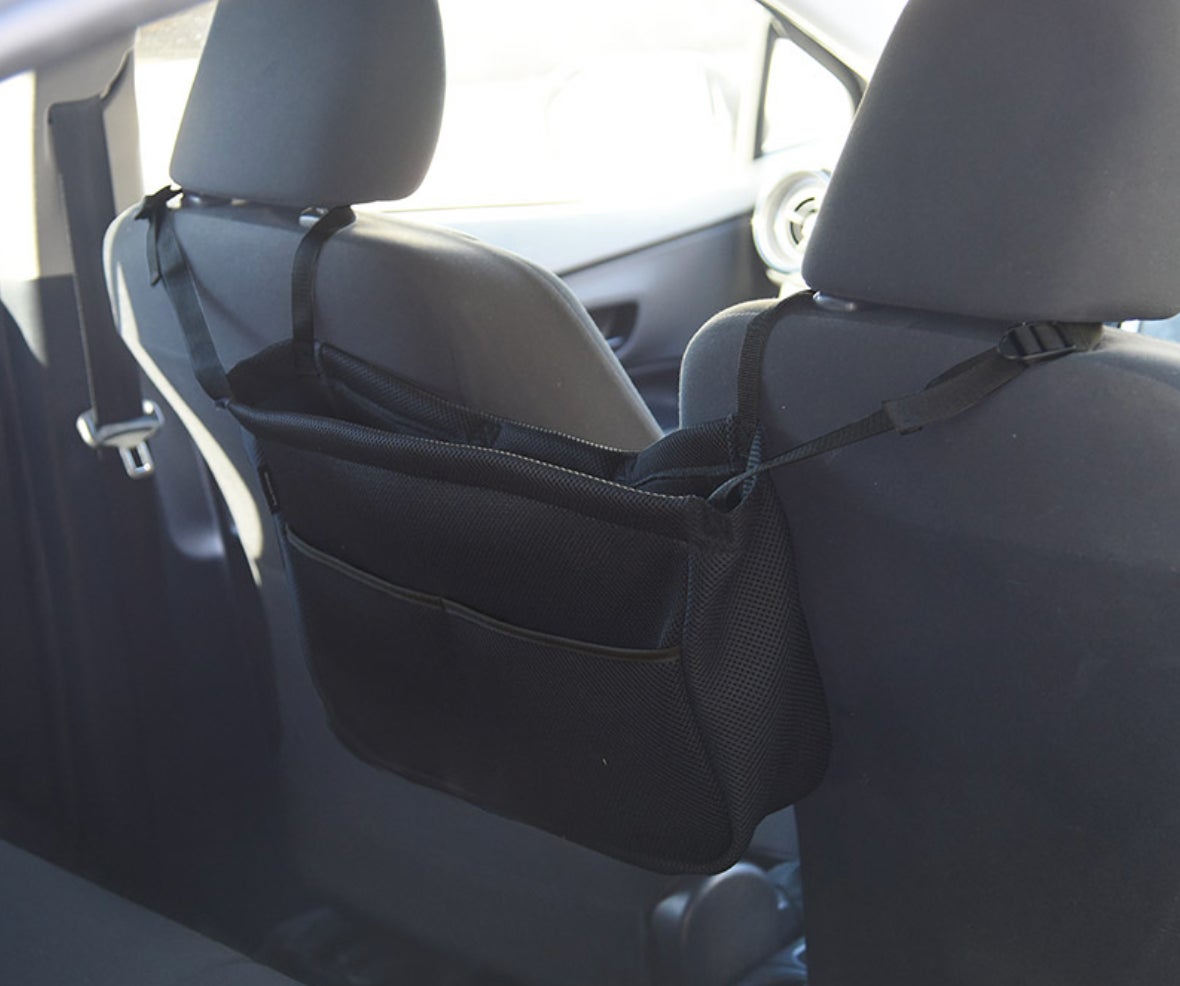 車内の鞄収納アイデア：100均グッズで解決