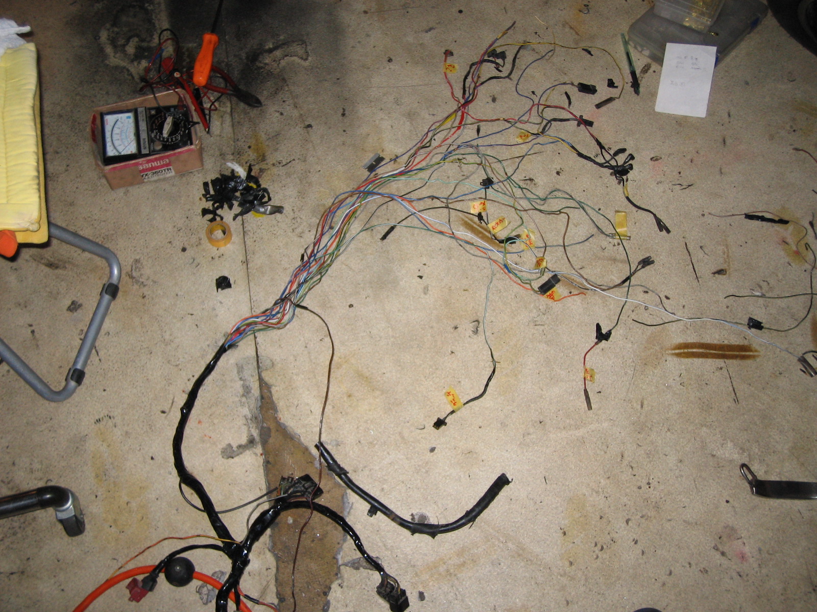 GB250 バイクの配線処理で不要な配線を除去する方法まにあふぁくとり