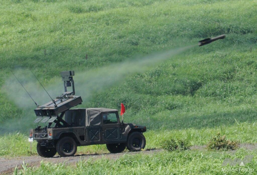 トヨタ最強マシン「高機動車」って知ってる？ 自衛隊版「メガクルーザー」は何がスゴいのかくるまのニュース