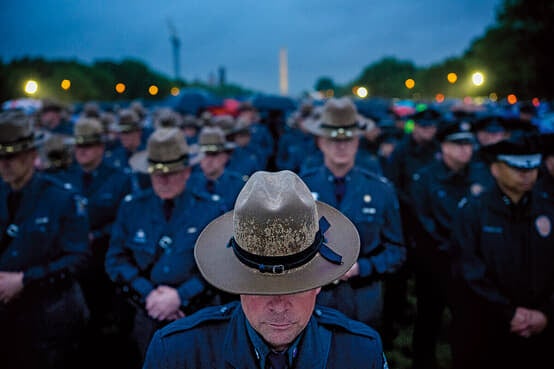 警察・消防・救急・セキュリティー その他専門職 ：室伏 厳さん - 現地情報誌ライトハウス