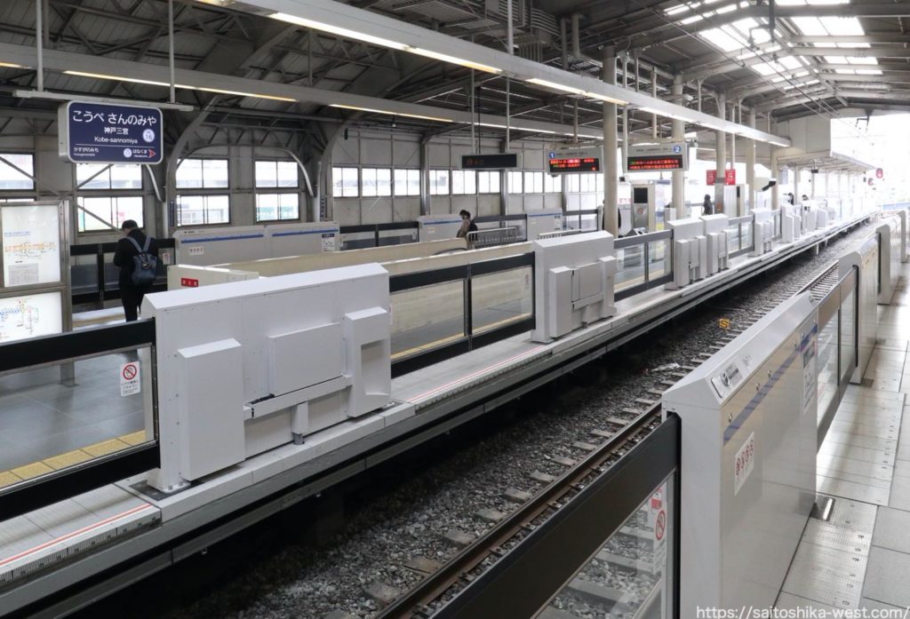 御堂筋線 梅田駅のホームドア、使用開始！Osaka-Subway.com