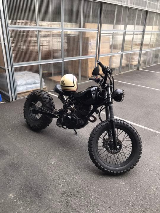 DUCATI スクランブラークラシック カスタムEscape Bike