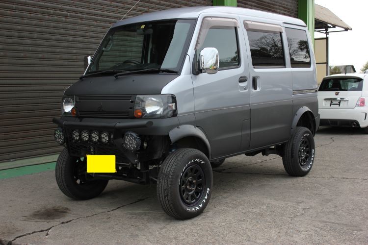 超特価！三菱 ミニキャブバン DS17V ハイルーフ車 平成27年2月〜 サビに強い ブラック塗装 日本製 定番 ルーフキャリア ロングタイプ 6本脚ラック 外装パーツ カスタム パーツ カー用品 カーキャリア 新車DS17Vミニキャブバン・ブラボーターボ ミニキャブ・ブラボー 三菱