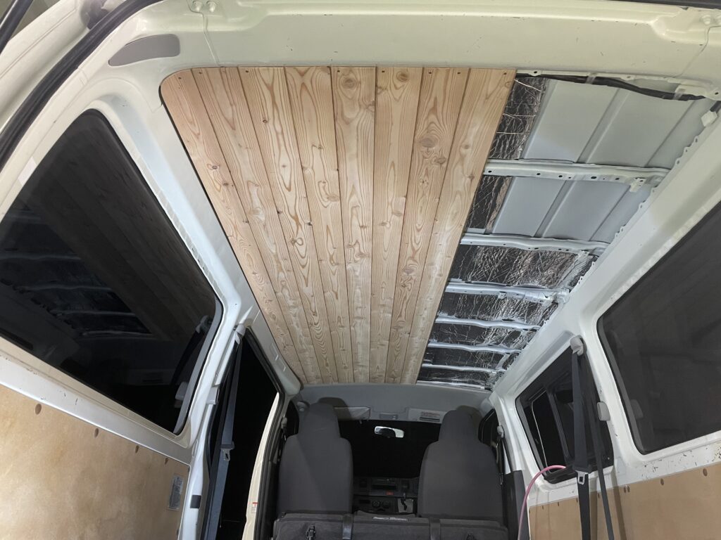 バンライフ仕様車のDIYで注意すべき「車検のルール」完全ガイド合法カスタムのポイント解説Carstayの情報発信メディアVANLIFEJAPAN