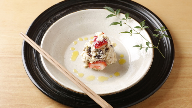 清澄白河ほ志のhozhinohoshino 清澄白河駅から徒歩3分のところにあるお店です✨フレンチ割烹。フレンチと和食が融合した料理を楽しめるお店🤤 料理も映えていて店内も綺麗でセンス抜群です☺️ □営業時間＜月〜土＞18:00-24:00LO 23:30＜日・祝＞18:00-23