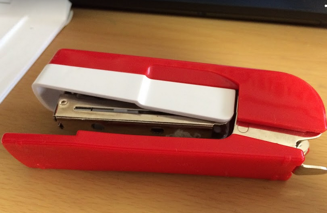 あなたの知らないダイソーホッチキスの世界！3種を徹底比較&あんふぁん