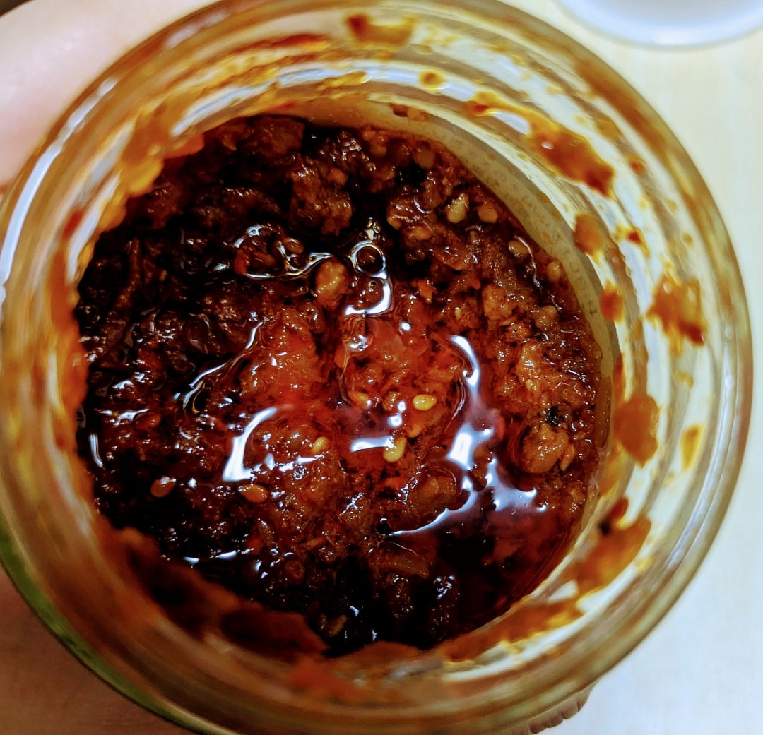 業務スーパー 麻蝦醤 マーシャージャン の辛さは？気になる味とアレンジレシピまとめ業務スーパーマニアの正直レビュ