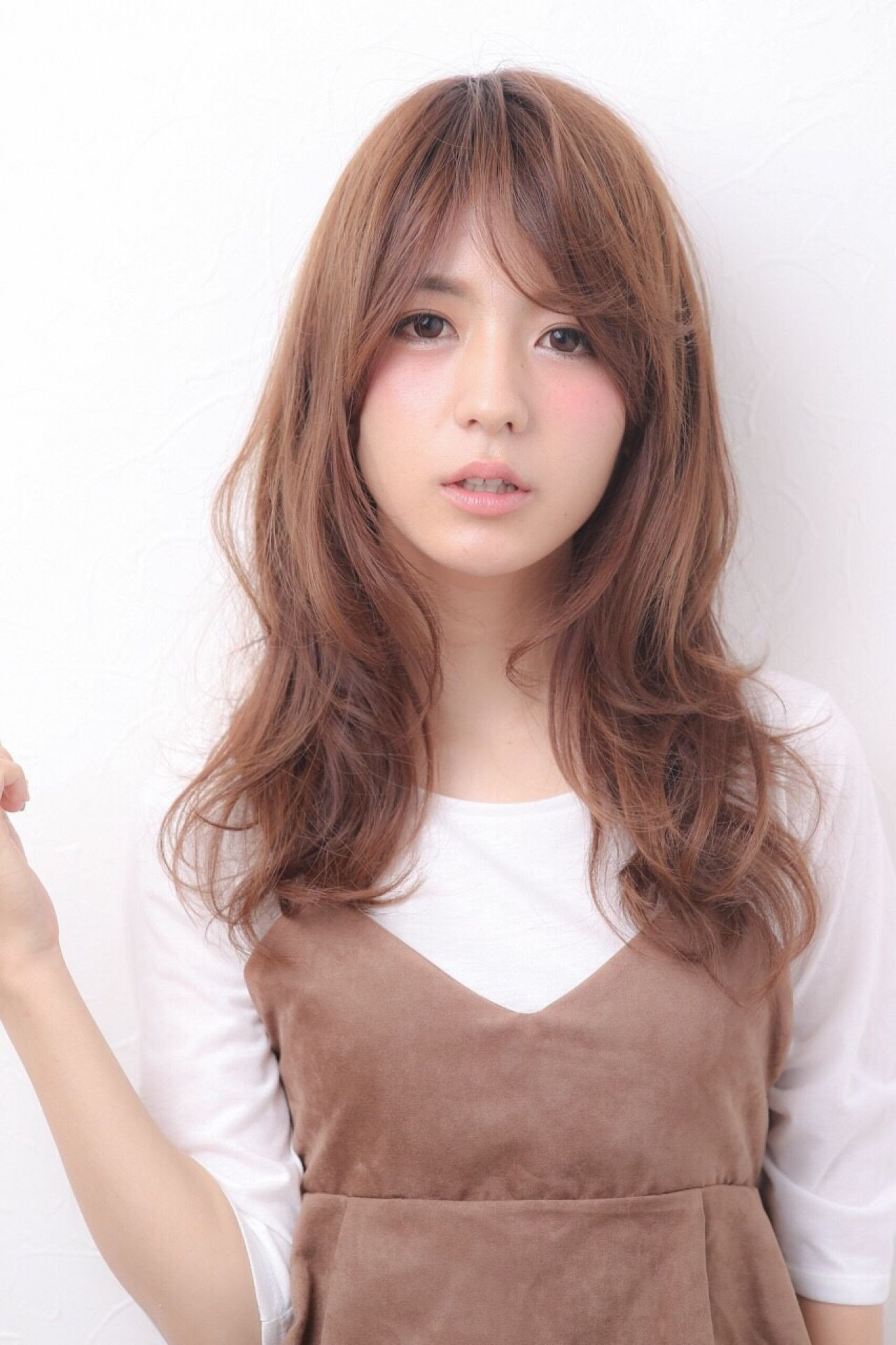 前髪の簡単アレンジ2025年版。伸ばしかけや短い前髪でもできるニーズ別お手本スタイルホットペッパービューティーマガジン