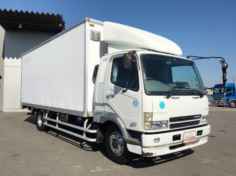 8トントラックとは？サイズ・積載量・総重量・免許・価格・レンタル新古車専科