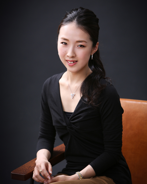 女性 ビジネス ポートレート 写真素材7644384- フォトライブラリー photolibrary