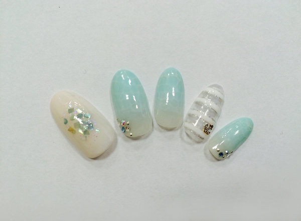 オフィスネイル シンプルネイル ジェル シェルネイル 夏ネイル 阿南 ネイルNail salon Rosemind