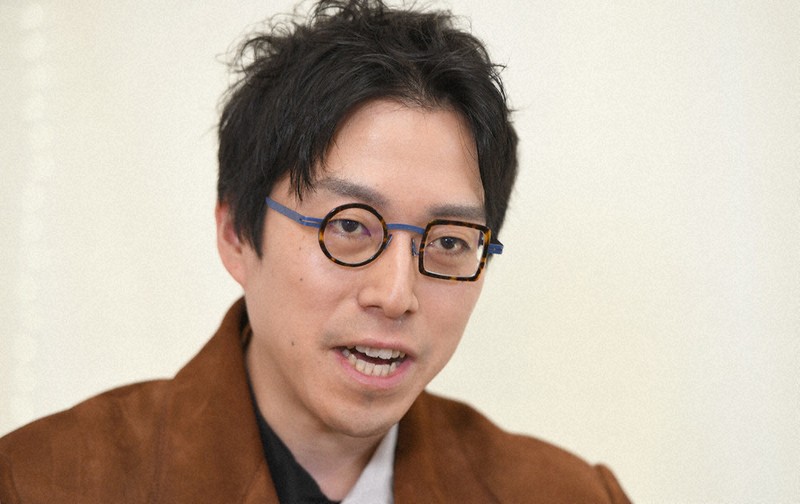 ボーッと火を眺めながら“滅亡寸前”を生きる」成田悠輔が明かした 最近、あまり仕事をしない理由文春オンライン