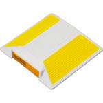 道路鋲 キャッツアイ にご注意を！店舗おススメ情報タイヤ館 豊橋 愛知県