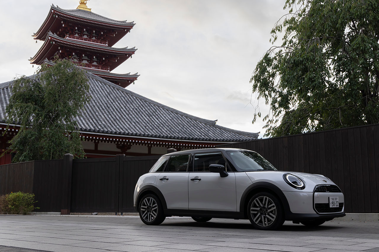 ヒョンデが幻のポニークーペを現代に蘇らせたNビジョン74を発表