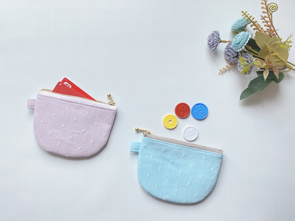 四角はぎれ2枚で作る 底丸小銭入れの作り方 10cmファスナー簡単にすぐできる