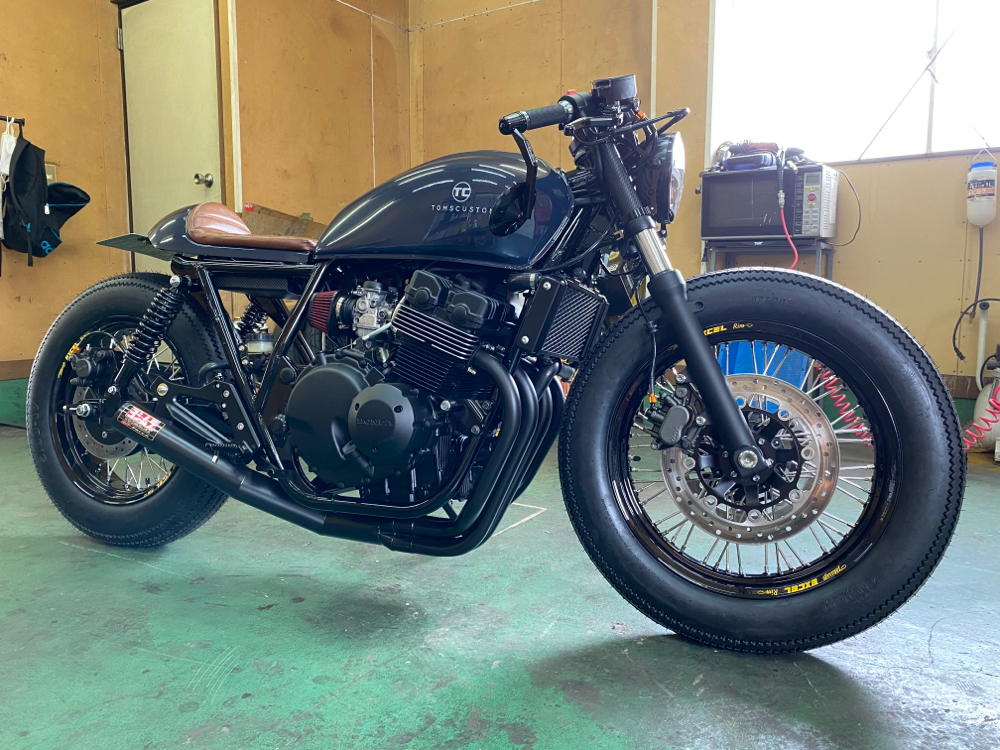 アルミタンク カフェレーサー仕様 SR400 174 SR400 – SR400 SR500のカスタムバイクショップ 2%er