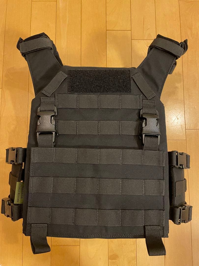 ブラック迷彩プレートキャリア サバゲー 実物プレートキャリアおすすめ９選！ リアリティを追求する方にサバゲーHack!サバゲー装備・フィールド・エアガン等に関する総合情報メディア