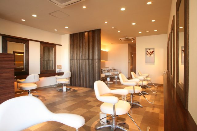 美容院 小規模 10坪以下 の店舗デザイン・施工事例38選内装建築.com