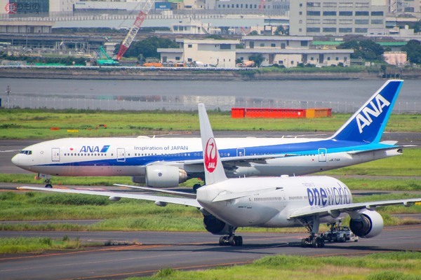 ビジネスクラスで行くプーケット５日間 デラックスルームへ無料アップグレード！プーケットの中でも美しいと言われるナイハンビーチから徒歩数分「サンスリプーケット」指定！お部屋ランクアッププランもご用意☆｡:*空港～ホテル間往復送迎＆毎朝食付！＜キャセイ