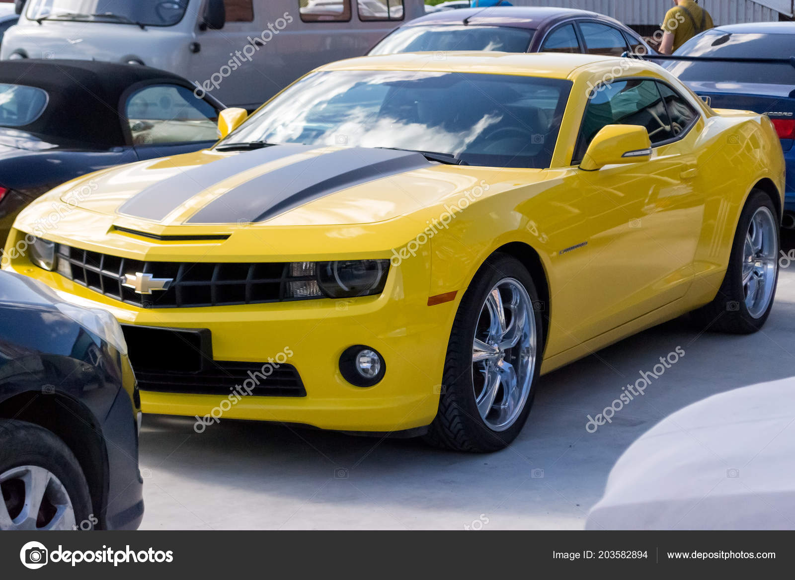 シボレー カマロを赤からレモンピールに全塗装をしました。全塗装専門工場ボーラーズ