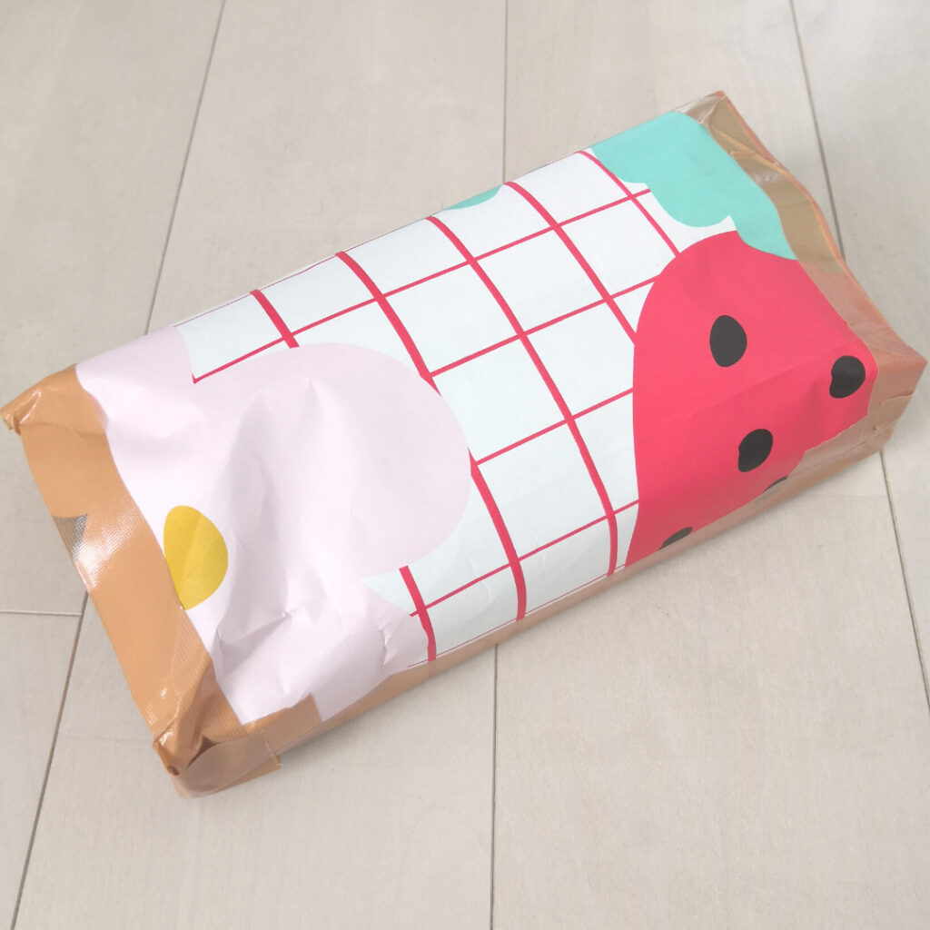 メルカリの梱包方法！ 100均グッズやダンボール、紙袋などを使う包み方メルカリの使い方All About