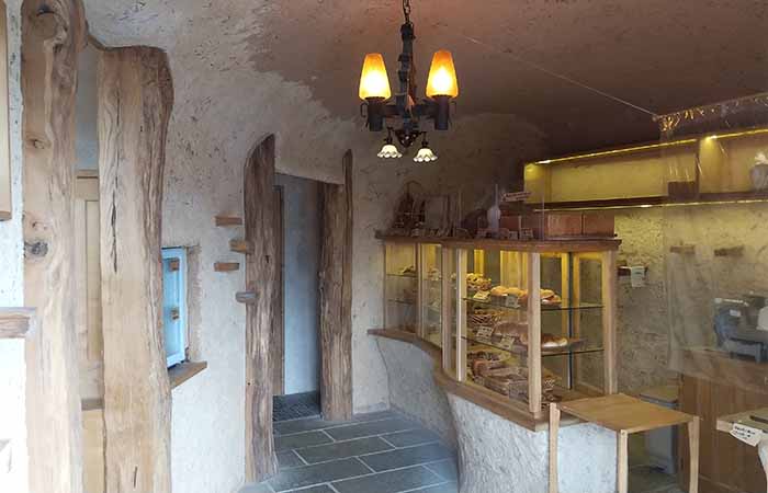 石臼で玄麦を挽いた有機全粒粉100%のパンが人気のBakery：「ベッカライ アロ」福岡好きさん必見！グルメやニュースポットも満載